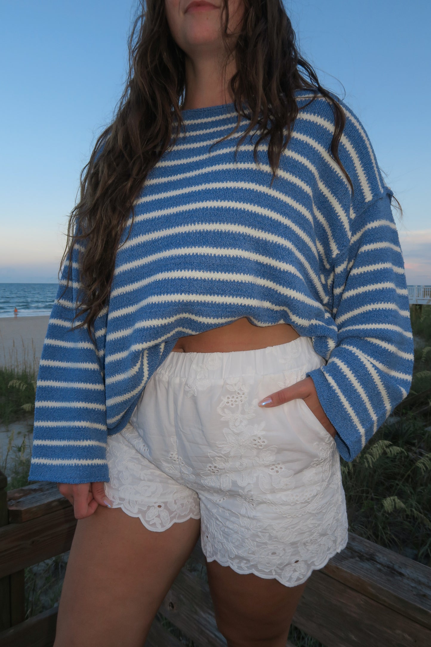 Eyelet Oyster Short