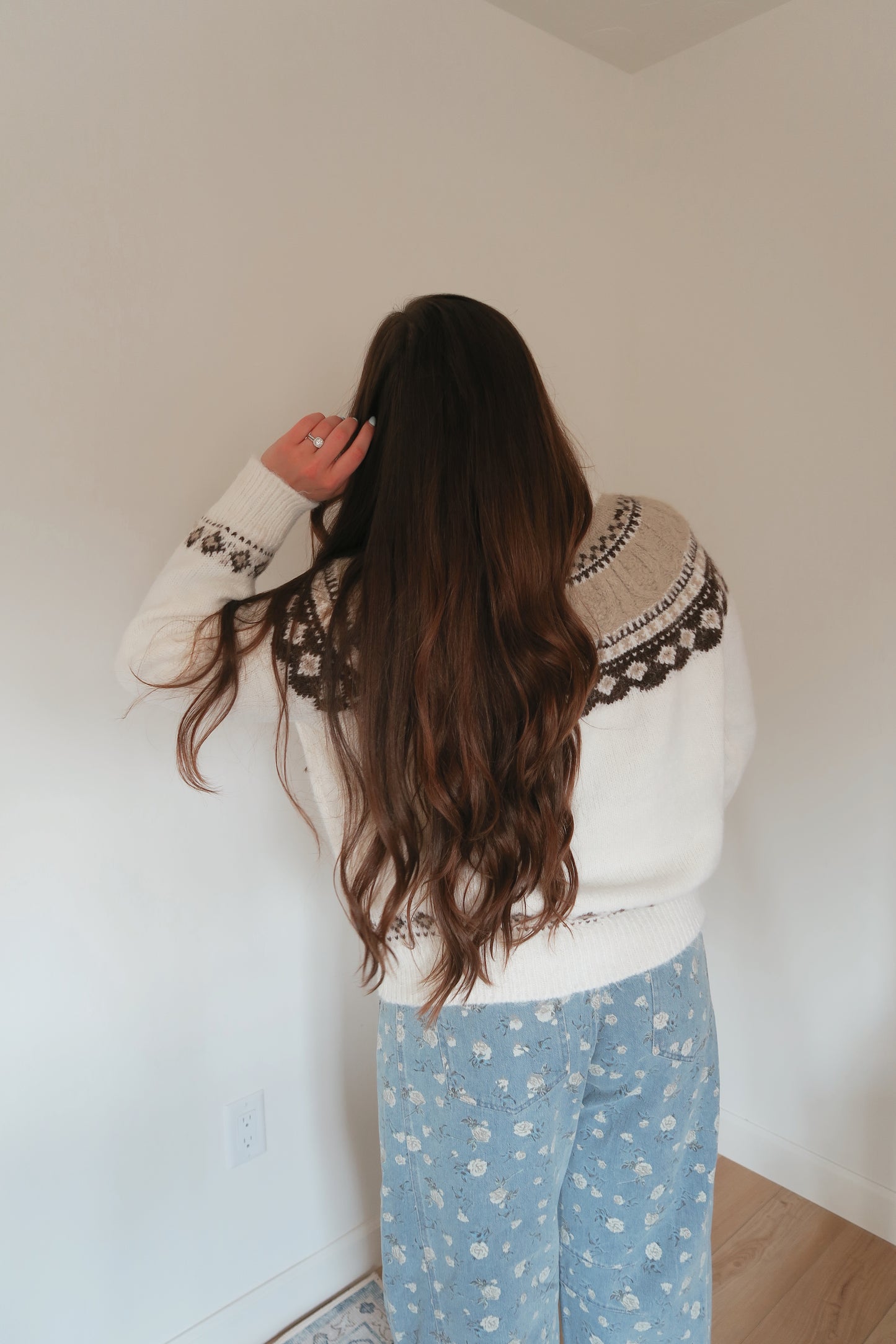 Chestnut Isle sweater