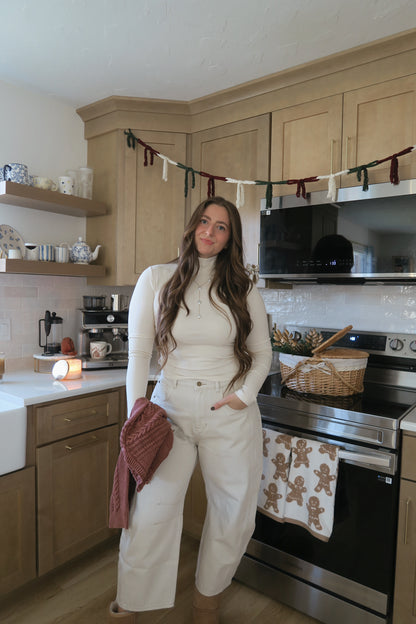 Manhattan Mockneck Long Sleeve - Cream