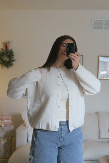Callie Cardigan - Ivory