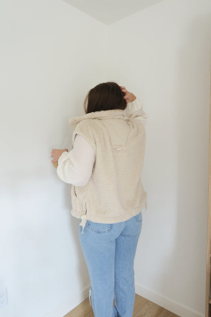 Willow Sherpa Vest